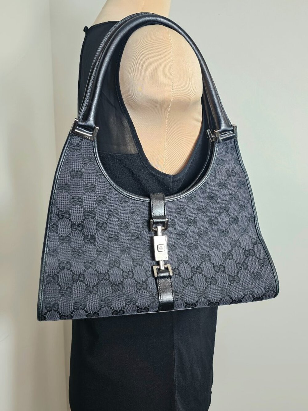 Gucci Jackie GG Canvas Black Leather Shoulder Bag Vintage
